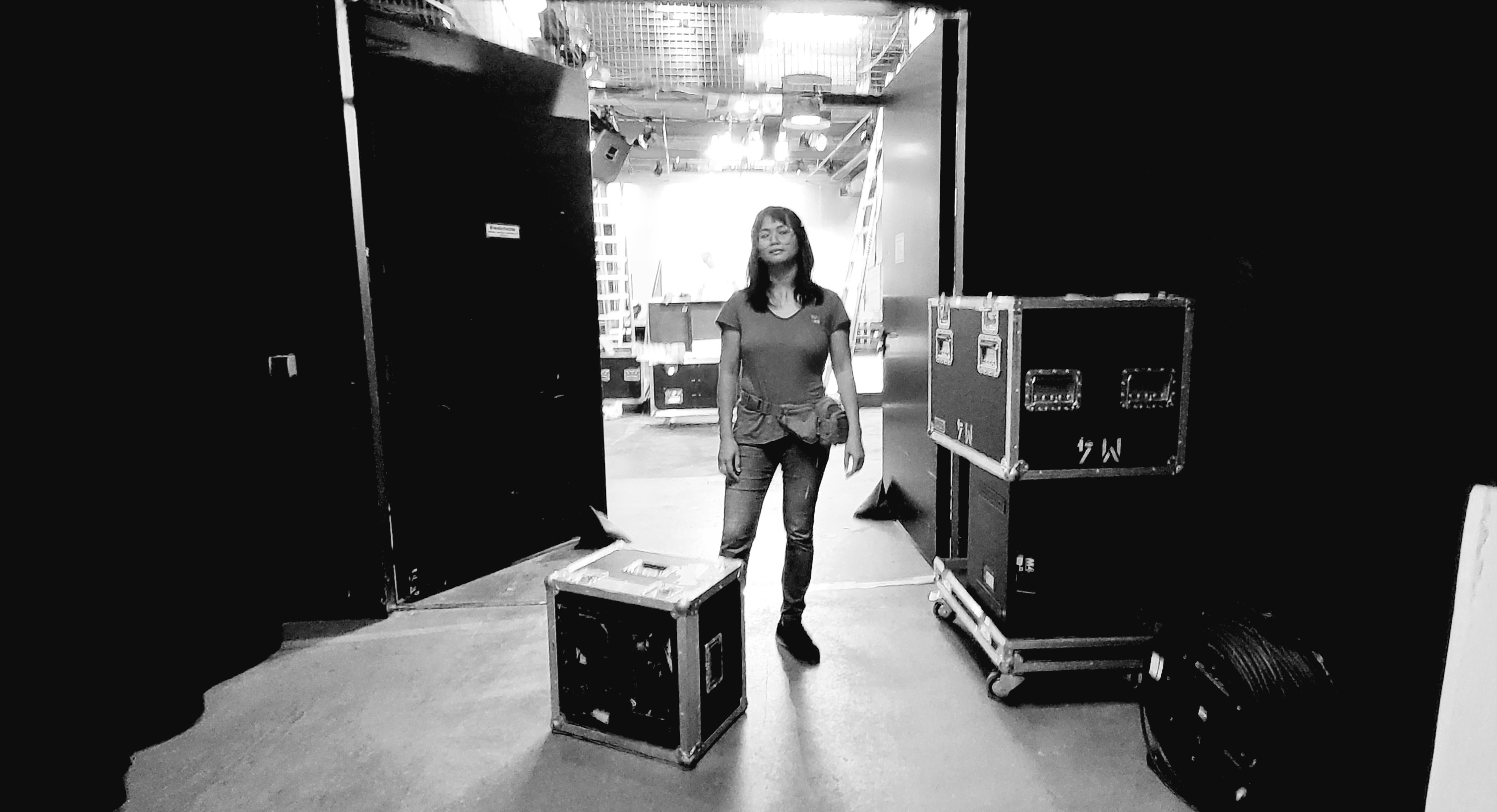 Professionelle Display-Standfüße und Halterungen im Servus-Lager